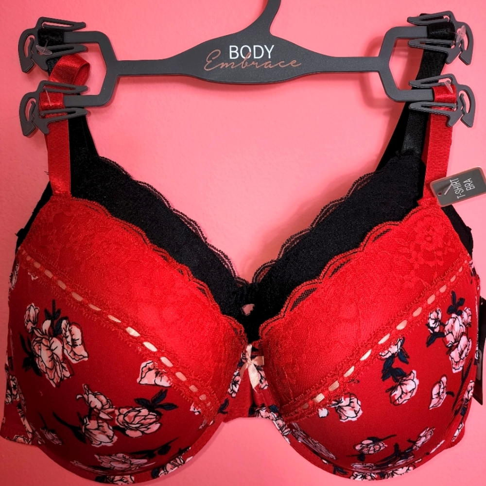 RED BRA BLACK BRA NEW WOW!